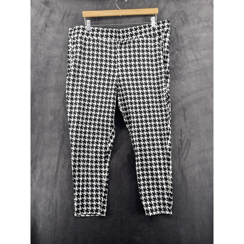 Torrid Women's Size 4 Houndstooth Stretch Leggings Black White Plus Size